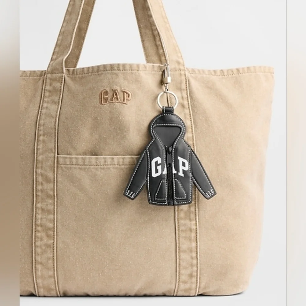 GAP Logo Hoodie Keychain Charm In Black. New - Picture 2 of 2